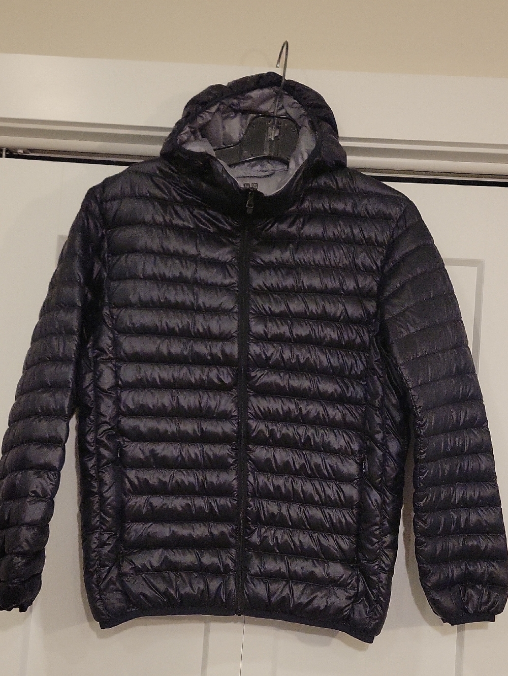 Uni Qlo Men's Nylon Lightweight Down Hooded Jacket - Black, Size S
